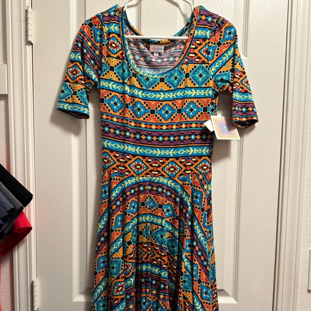 NWT LuLaRoe Nicole dress